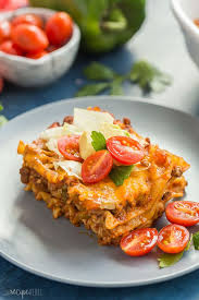 This Taco Lasagna Recipe Couldn T Be Easier It S Made With Oven Ready Lasagna Noodles Seasoned Taco Ground Be Taco Lasagna Recipe Taco Lasagna Lasagna Recipe
