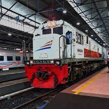 Jadwal prameks kereta api solo jogja terbaru. Update Jadwal Kereta Api Joglosemarkerto 3 Rute Harga Tiket