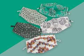 Перевод слова masks, американское и британское произношение, транскрипция, словосочетания, однокоренные слова, примеры использования. Most Comfortable Face Masks For Travel Travel Leisure Travel Leisure