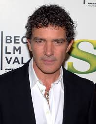 Actor, director, productor gracias por estar aquí. Zuruck In Die Spanische Heimat Antonio Banderas Und Seine Bodegas Weinkenner De