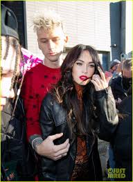 2) undershirt is simple tight undershirt,you can find it in any clothes shop. Megan Fox Machine Gun Kelly Step Out In Nyc After Shooting Down Engagement Rumors Photo 4520985 Machine Gun Kelly Megan Fox Pictures Just Jared