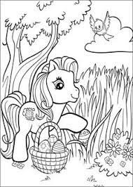 Have fun bringing these cute pony characters to life! Over The Rainbow G3 In Black And White