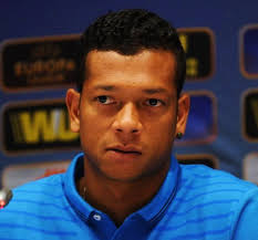 De verdad espero que reciba la ayuda que necesita y pueda superar este momento junto a su familia. Fredy Guarin Wikipedia