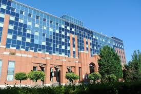 Az előadás témája a testünkön belülről érkező információknak, szakszóval a propriocepciónak a pszichológiai szerepe, nemcsak. Elte Campus In Lagymanyos Funiq