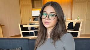 OnlyFans Star Sophie Rain Earns Over Rs 367 Crore A Year. Thats More Than  Rs 1 Crore A Day - News18