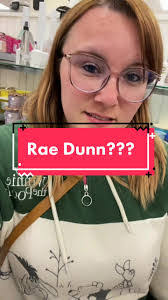 Kayla Ely's Instagram, Twitter & Facebook