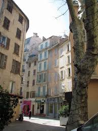 Rue Berthelot La Vielle Ville Toulon France Spent Many Happy Years In Toulon Toulon Saint Raphael Roquebrune Sur Argens