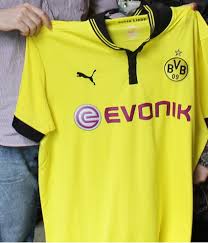 Jun 17, 2021 · ein verein im dortmunder süden hat sich dem mädchenfußball verschrieben. Borussia Dortmund Bvb Das Neue Trikot 2012 2013 Von Puma 2 Stern Wird Manuell Hinzugefugt Pottblog