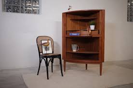 34 vintage design items produced by dyrlund are currently offered for sale by 23 vintage design dealers. Verkauft Dyrlund Eckschrank Teak 60er 13vintagelove