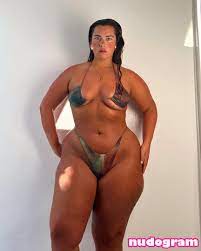 Pearl maria Froud  pearl_mariaf Nude Leaks OnlyFans Photo 4 - Nudogram  v2.0