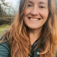 Catrin Lewis Jones (@2catrinl)