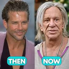 We are now live with Mickey Page 🥰🥰