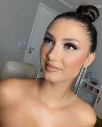 Elaine Rodrigues makeup