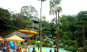 10 Foto Ski Waterpark Bogor Oktober 2020 Harga Tiket Masuk Wisata Alamat Peta Jejakpiknik Com