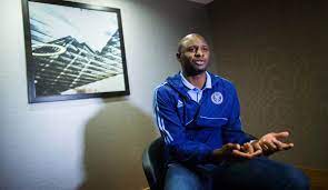 Patrick vieira tritt beim französischen erstligisten ogc nizza die nachfolge des zu borussia dortmund gewechselten trainers lucien favre an. Arsenal Legende Patrick Vieira Zur Trainer Frage Ich Bin Bereit