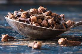 Check spelling or type a new query. Chiodi Di Garofano Proprieta Usi In Cucina E Come Rimedio Naturale Greenme