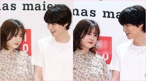 In the photos, the celebrity couple stands out against the vintage background. Ahn Jaehyun Can T Take His Eyes Off His Wife Goo Hyesun In Public Event They Look Like Newlyweds Youtube