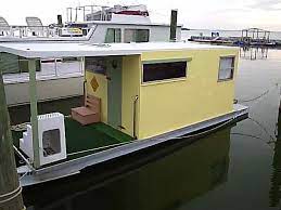 If you just want a basic pontoon boat, your best option is the rettey pontoon boat kit from kitguy.com. Pontoon To Houseboat Conversion Boat Design Net