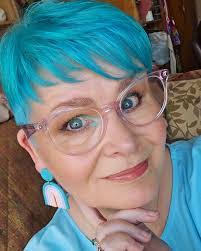 Daisy Connolly's Instagram, Twitter & Facebook