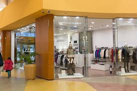 Accedi ai dettagli del negozio (indirizzo, orari, web e offerte) cliccando sull'indirizzo o sul nome del. Conca D Oro Centro Commerciale Sandro Ferrone