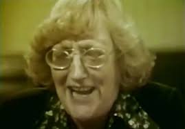 The Bloody Pit of Horror: Cathy's Curse (1977)