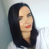 Nicole Milano's Instagram, Twitter & Facebook