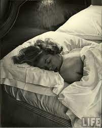 Pin By Oranges On Cozy Sleeping Woman Sleeping Photography Life Magazine