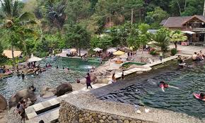 Liburan Seru Bermain Air Di Taman Batu Purwakarta Java Travel