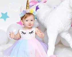 Unicornio Arco Iris Vestido Unicornio Primer Cumpleanos Etsy In 2020 First Birthday Dresses Unicorn Birthday Outfit Birthday Dresses