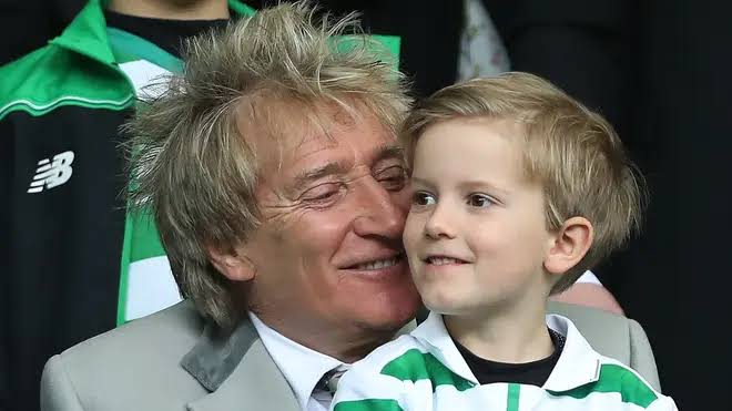 Rod Stewart's 7-year-old son is already amazing at football - Smooth