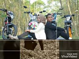 Sebuah tampilan menjadi jatidiri akan memperlihatkan khasnya google selalu memberikan gambar gambar unik untuk mewakili aktivitas. Foto Prewed Sederhana Youtube