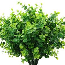 Artificial boxwood balls with white gardenia. The Best Outdoor Artificial Plants June 2021