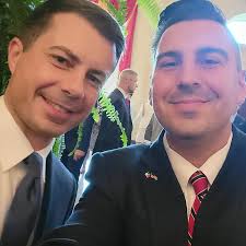 Today, alongside @lupe_rgv