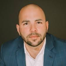 Lisa Peplinski's Instagram, Twitter & Facebook