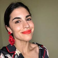 Glynis Kelly's Instagram, Twitter & Facebook