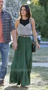 Seen On Celebrity Style Guide Hart Of Dixie Fashion Rachel Bilson As Zoe Hart Wears This Cutaway Silk Geome With Images Rachel Bilson Style Celebrity Style Guide Fashion