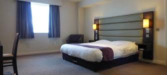 Some of the best premier inns in london are: Premier Inn London Edmonton Disabled Access Euan S Guide