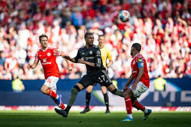 Bayern Munich coach Vincent Kompany in awe of Michael Olise’s curling shot
