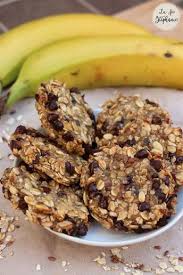 Recette Hyper Facile Et Rapide De Cookies Avec 3 Ingredients Ou Presque Banane Flocons D Avoine Et Pepites De Cho Recettes De Cuisine Recette Cookies Recette