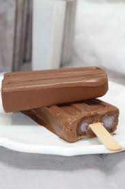 Esquimaux Au Chocolat Comme Des Frozen Yoghourts Recette Chocolat Recette Glace Recette Facile