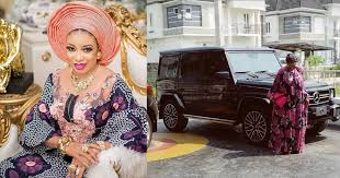 Gunmen kidnap a popular engineer in ekiti; Just Joined The Biggest G Gang Lizzy Anjorin Says As She Shows Off Her New G Wagon