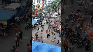 Aksi gila.sopir hilux mengamuk dibazar ramadhan. Bazar Ramadhan Puchong Prima 2017 Youtube