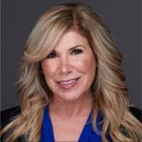 Angela Gatchell's Instagram, Twitter & Facebook