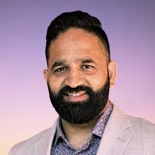 Vinod Veedu Email & Phone Number