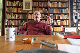 His book is a unique novel, according to jury chairman lilianne ploumen. Schrijver Jeroen Brouwers Moet Weekendhuisje Volledig Afbrek De Standaard Mobile