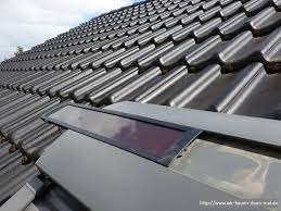 Alle möglichen velux fernbdedienungen, handsender bei einem ssl solar rollladen einlernen, motor aktivieren oder reset durchführen.gezeigt werden folgende. Tausch Von Motor Akku Und Solar Modul Am Velux Solar Rollladen Wir Bauen Dann Mal Ein Haus