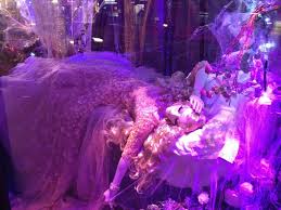 Harrods Window Display For Christmas 2012 London Sleeping Beauty Dressed By Elie Saab Artist Inspiration Sleeping Beauty Dress Art Display