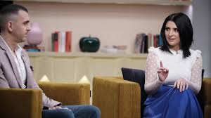 Múlt héten, őrizetbe vételét követően elrendelte a bíróság a megasztárból ismert fekete dávid letartóztatását. Cseh Laszlo Es Parja Az Eletunk Torteneteben Nlc Hu