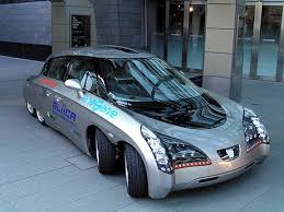 Otthon a fali töltő praktikus. Nyolcmotoros Nyolckerekes Elektromos Auto