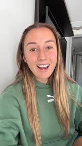 Clare Wheeler's Instagram, Twitter & Facebook